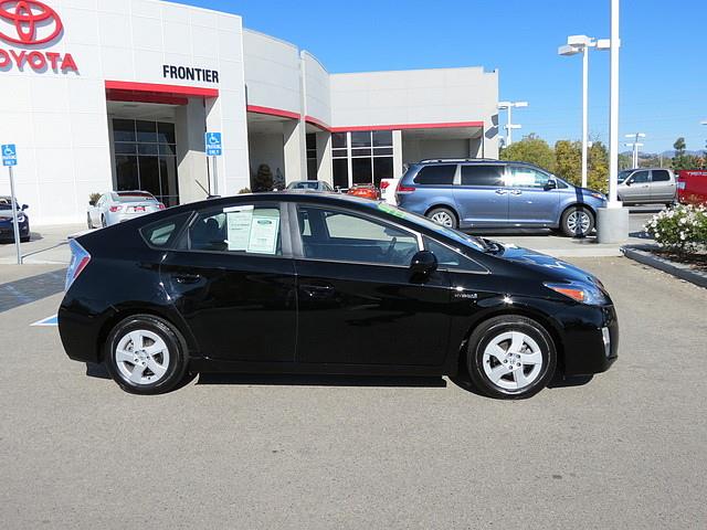 2010 Toyota Prius SLT - MEGA Cab4x4