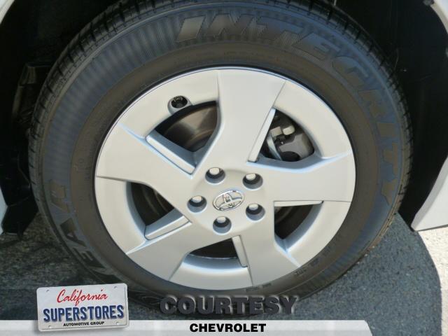 2010 Toyota Prius 2WD 4dr SE SUV