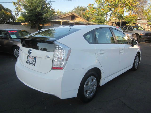 2010 Toyota Prius Hatchback Manual S Sport
