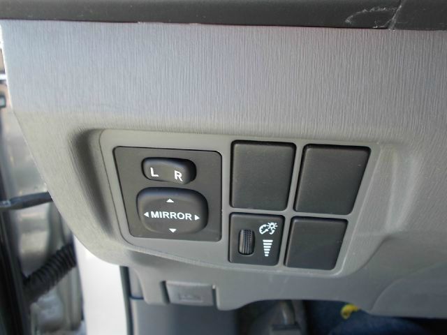 2010 Toyota Prius 4dr Sdn 2.4L FWD