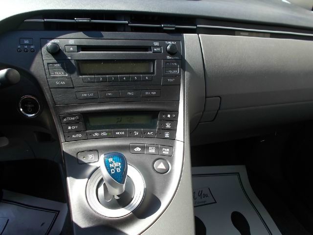 2010 Toyota Prius 4dr Sdn 2.4L FWD