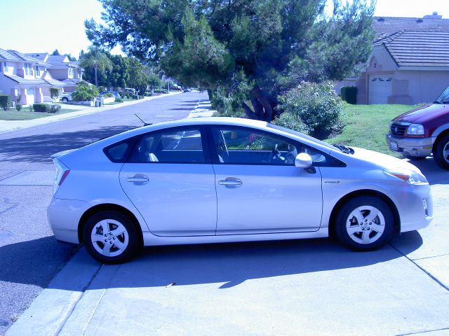 2010 Toyota Prius 4dr Sdn 2.4L FWD