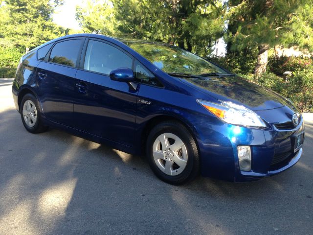 2011 Toyota Prius Xlt4dr4x4