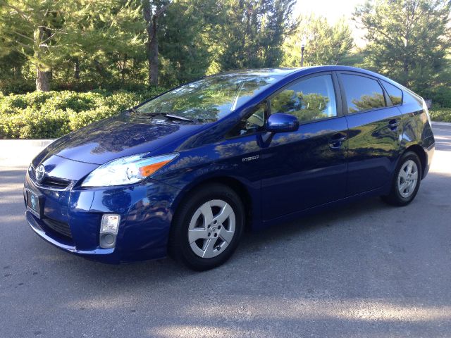 2011 Toyota Prius Xlt4dr4x4