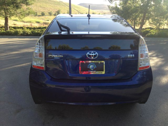 2011 Toyota Prius Xlt4dr4x4