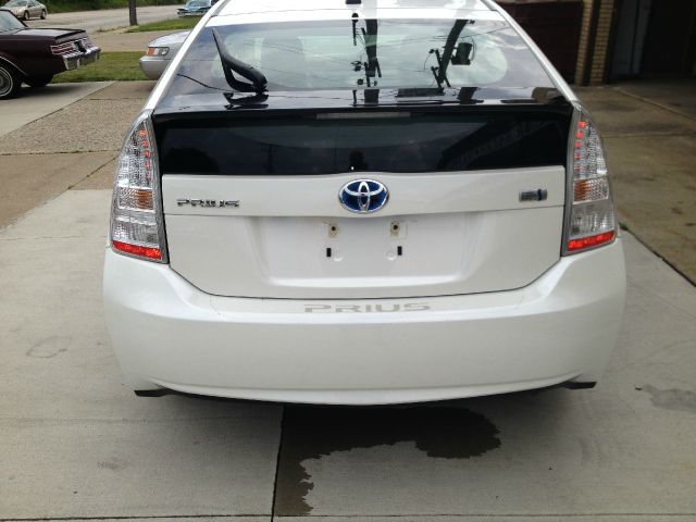 2011 Toyota Prius 4dr Sdn 2.4L FWD