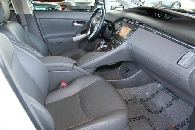 2011 Toyota Prius Premier - ONE Ownerloaded