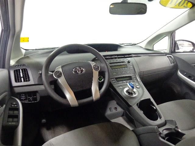 2011 Toyota Prius LTZ 4x4 Nav DVD