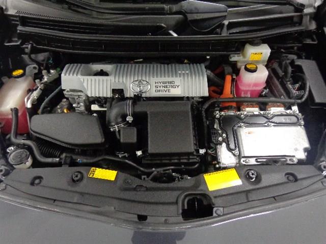 2011 Toyota Prius LTZ 4x4 Nav DVD