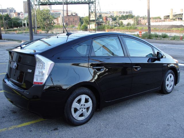 2011 Toyota Prius Premier - ONE Ownerloaded