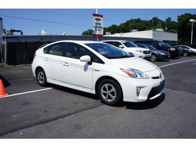 2012 Toyota Prius 535xi Sport