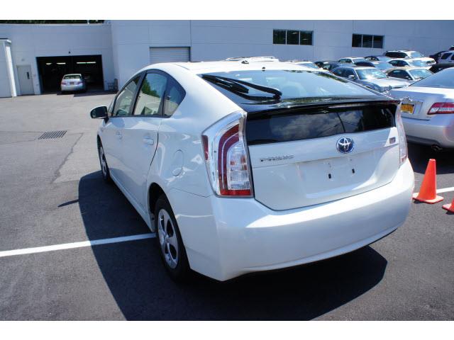 2012 Toyota Prius 535xi Sport
