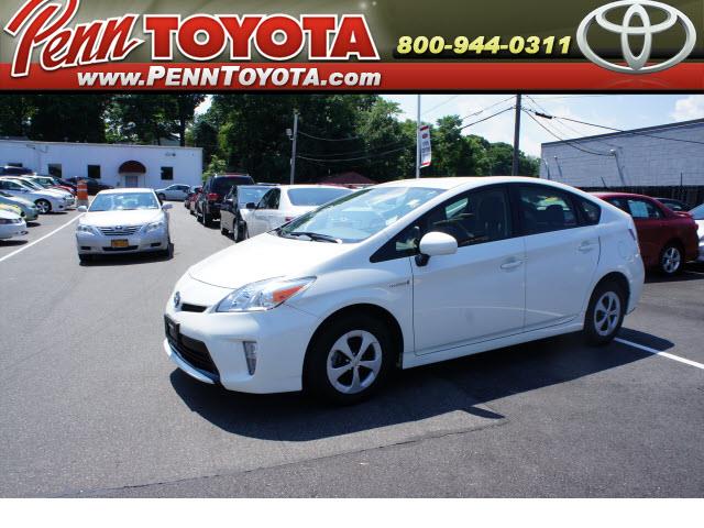 2012 Toyota Prius 535xi Sport