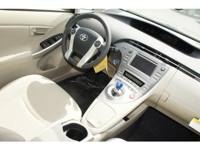 2013 Toyota Prius G 15