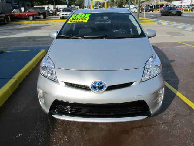 2013 Toyota Prius Adventurer Model 2WD