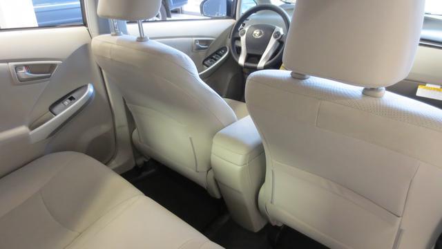 2013 Toyota Prius G 15