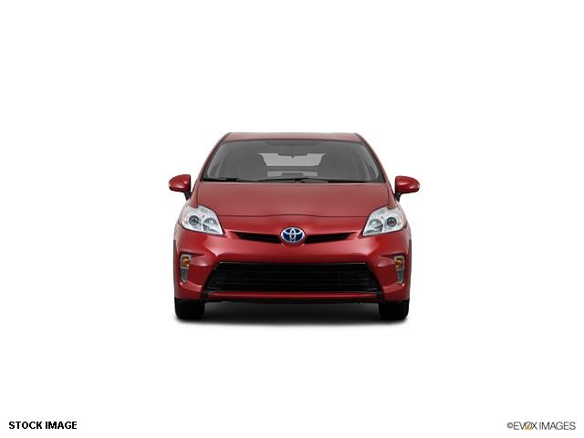 2013 Toyota Prius 2007 Chevrolet 5