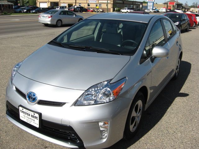 2013 Toyota Prius SE Flex Fuel Sto N Go FWD 1 Owner