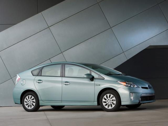 2013 Toyota Prius Plug-in Slt-2