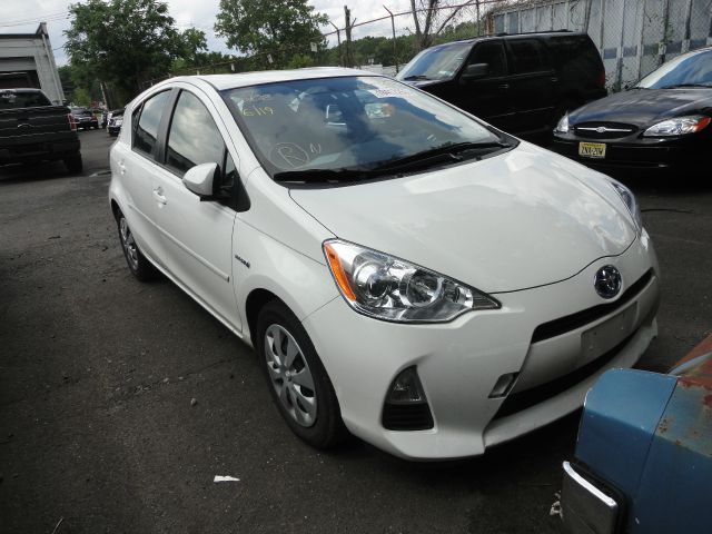 2012 Toyota Prius c G 15