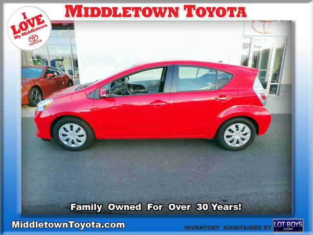 2013 Toyota Prius c Sltunder Deposit