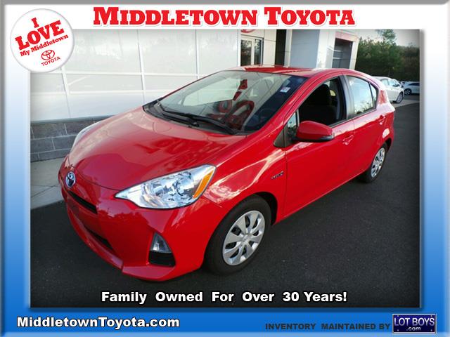 2013 Toyota Prius c Sltunder Deposit