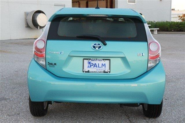 2013 Toyota Prius c G 15