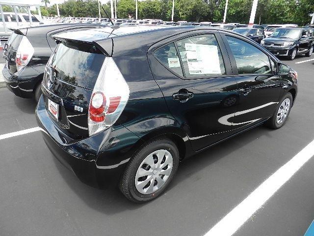 2013 Toyota Prius c Ext Cab Long Bed
