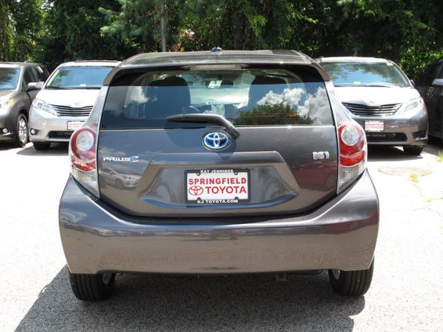 2013 Toyota Prius c G 15