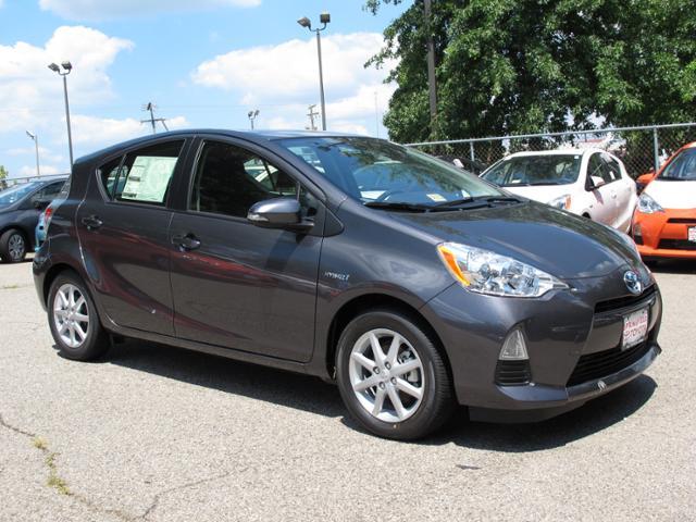 2013 Toyota Prius c G 15