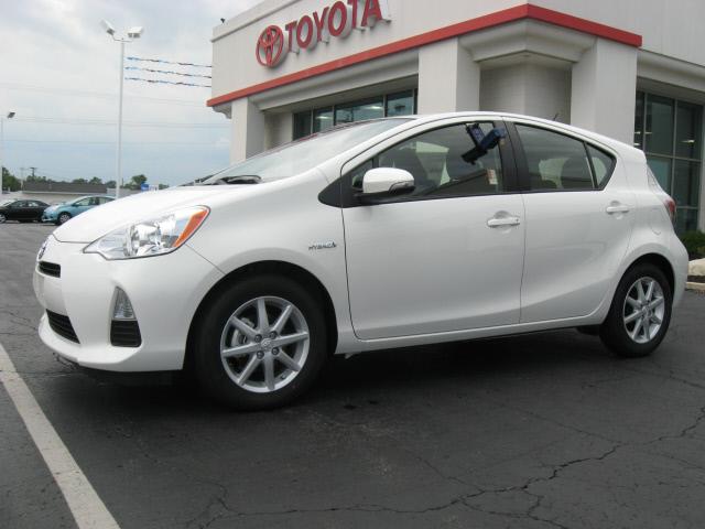 2013 Toyota Prius c G 15