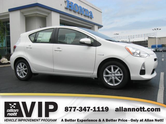 2013 Toyota Prius c G 15