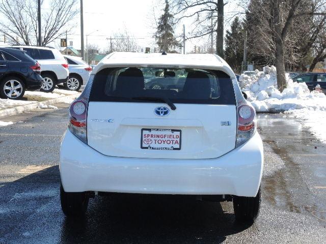 2013 Toyota Prius c G 15