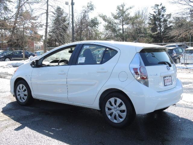 2013 Toyota Prius c G 15