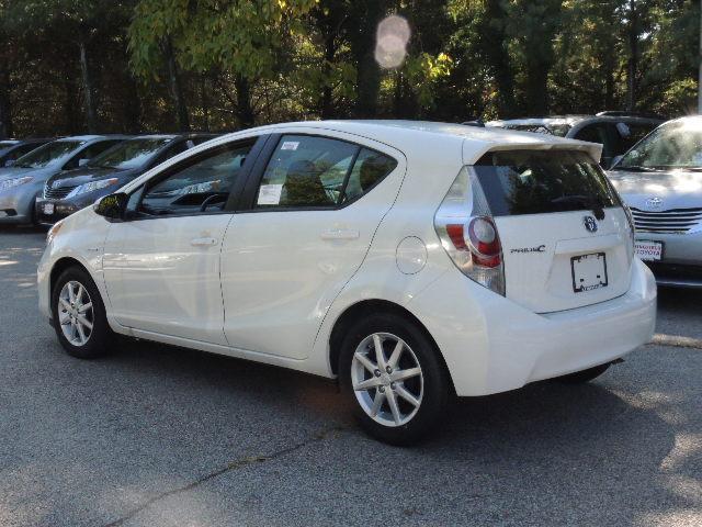2013 Toyota Prius c G 15