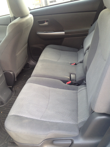 2012 Toyota Prius v Base 3000 DOWN WE Finance