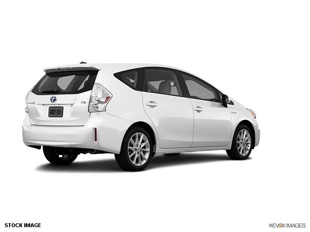2013 Toyota Prius v Base 3000 DOWN WE Finance