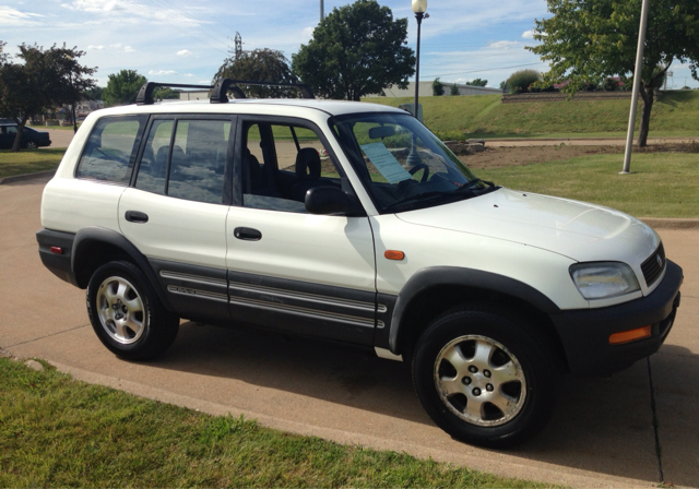 1996 Toyota RAV4 Volante S
