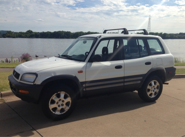 1996 Toyota RAV4 Volante S