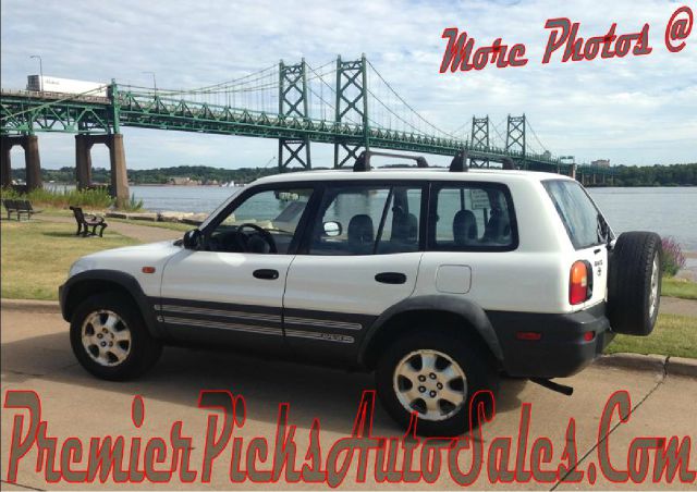 1996 Toyota RAV4 Volante S