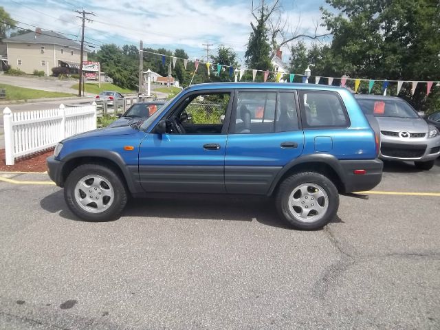 1996 Toyota RAV4 Volante S