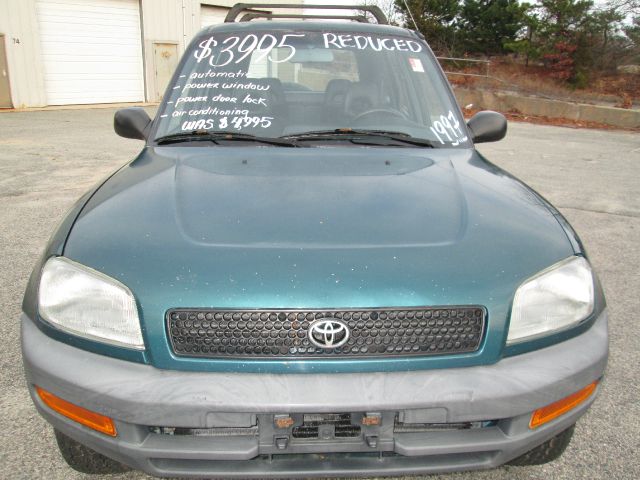 1997 Toyota RAV4 Volante S