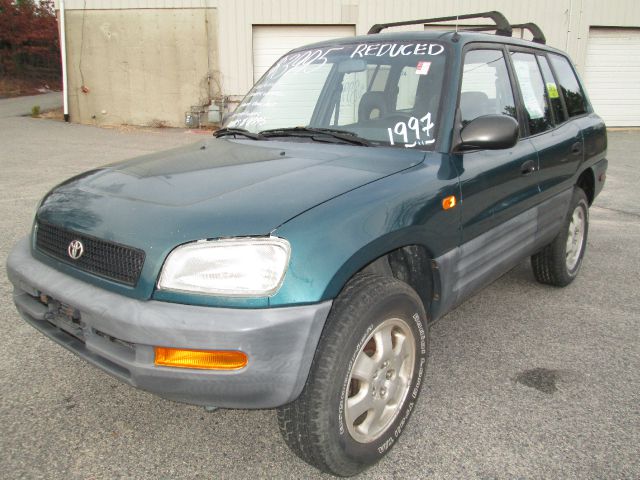1997 Toyota RAV4 Volante S