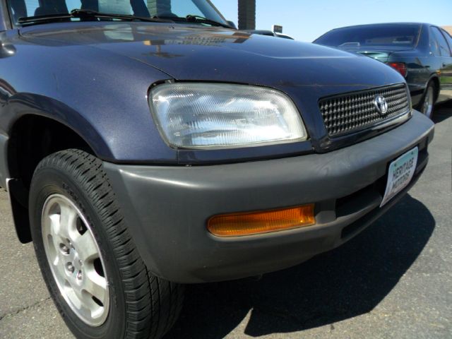 1997 Toyota RAV4 Volante S