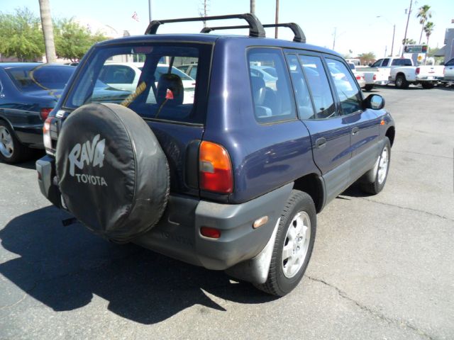 1997 Toyota RAV4 Volante S