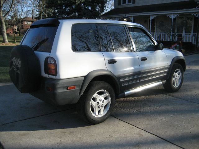 1998 Toyota RAV4 Crew Denali