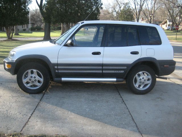1998 Toyota RAV4 Crew Denali