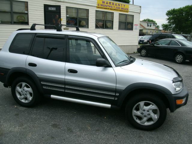 1998 Toyota RAV4 Volante S