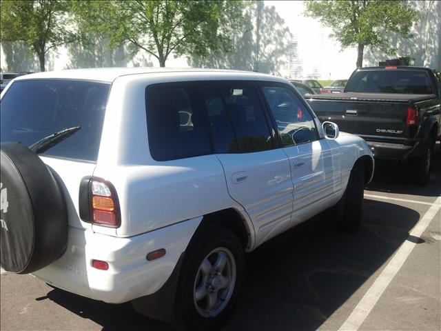 1999 Toyota RAV4 Unknown