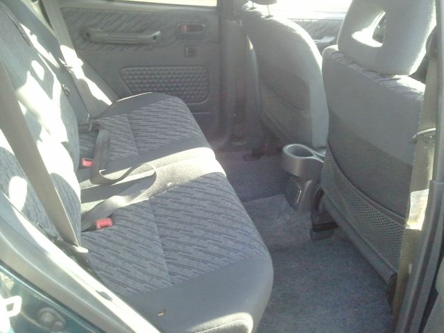 1999 Toyota RAV4 Volante S